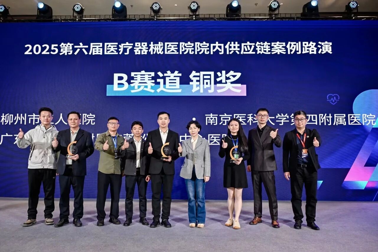 51daab26abf84f93a6944fc285ac6570